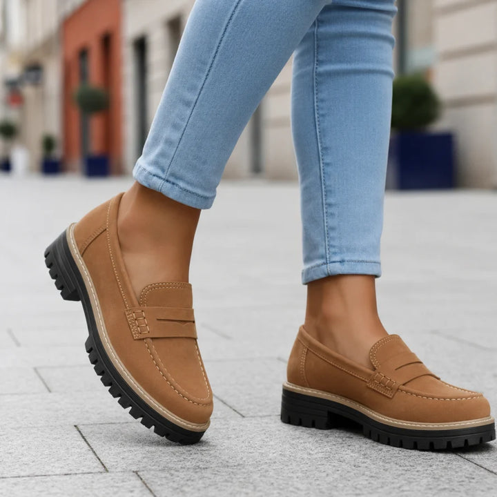 Easy slip-on women's platform loafers, orthopedic comfort and stylish chunky sole design.