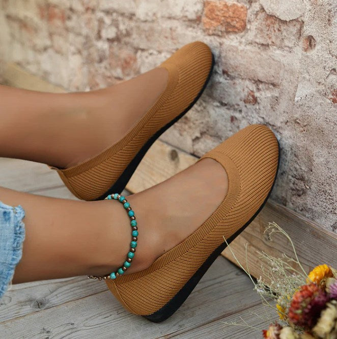 Women's fashion ballet flats, orthopedic comfort & support for stylish casual outfits & daily wear.
