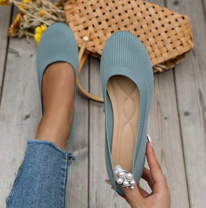 Comfortable women's walking ballet flats, orthopedic support for active everyday wear & foot health.