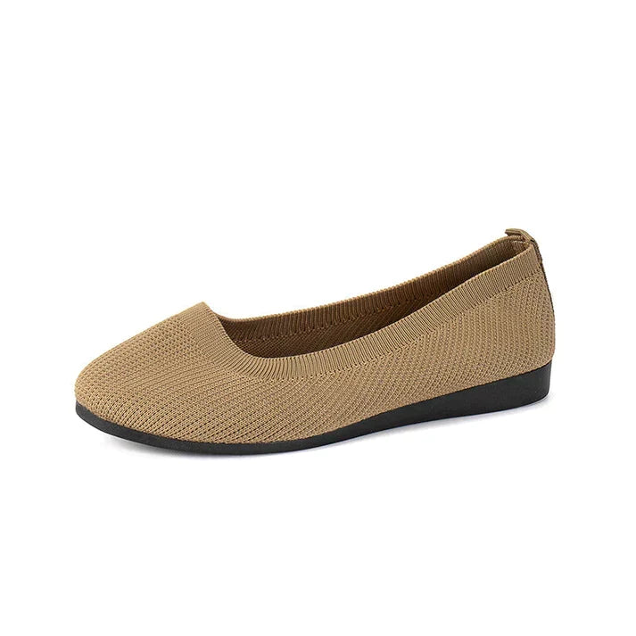 Comfortable women's slip-on ballet shoes, orthopedic design for walking and versatile casual fashion.