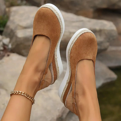 Lightweight women's orthopedic sandals, featuring superior arch support for foot health & comfortable everyday wear.
