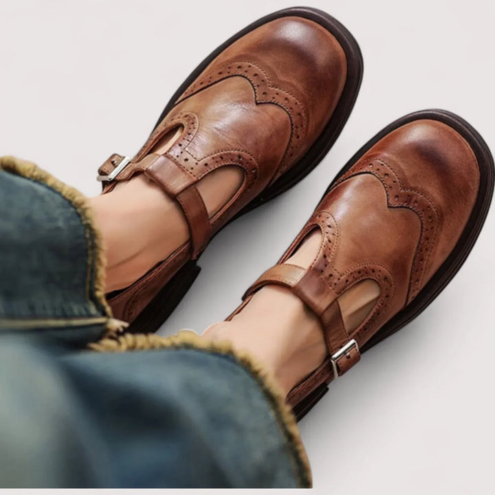 Women's orthopedic Mary Jane shoes, designed for enhanced comfort and daily wear with arch support.