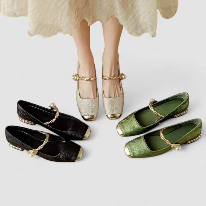 Women's comfortable Mary Jane orthopedic shoes with low block heel and secure buckle strap.