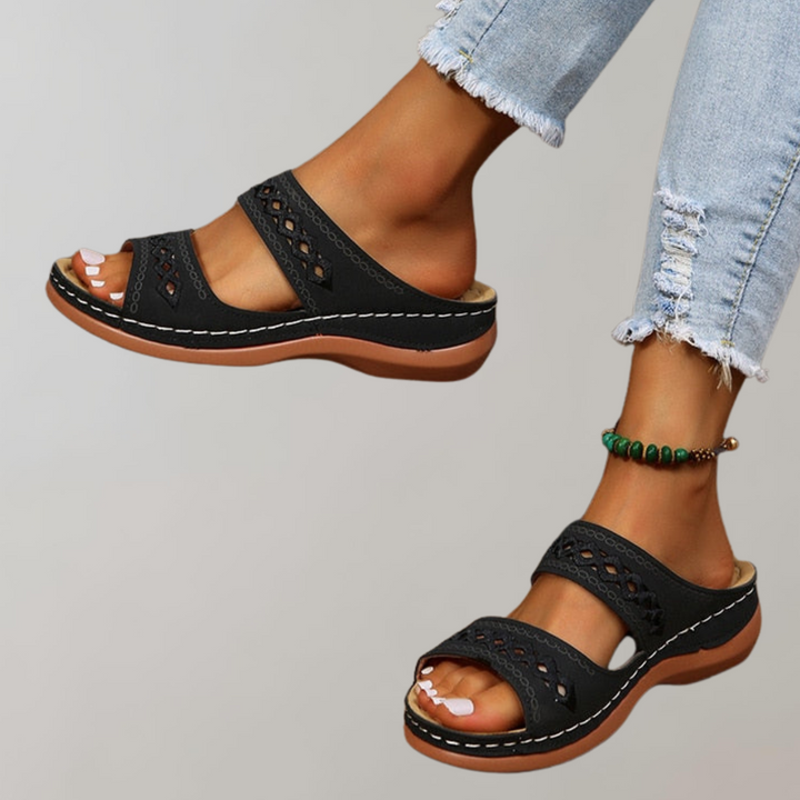 Women's stylish platform sandals, orthopedic & cushioned, offering superior arch support for elevated comfort.
