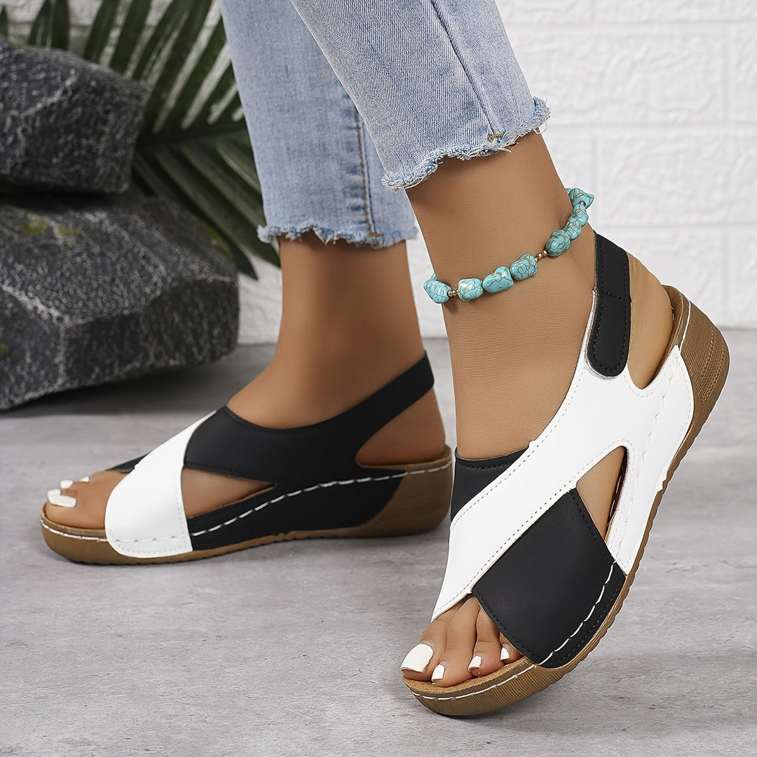 Blue women's orthopedic sandals: adjustable straps for secure fit, arch support for walking & foot relief.