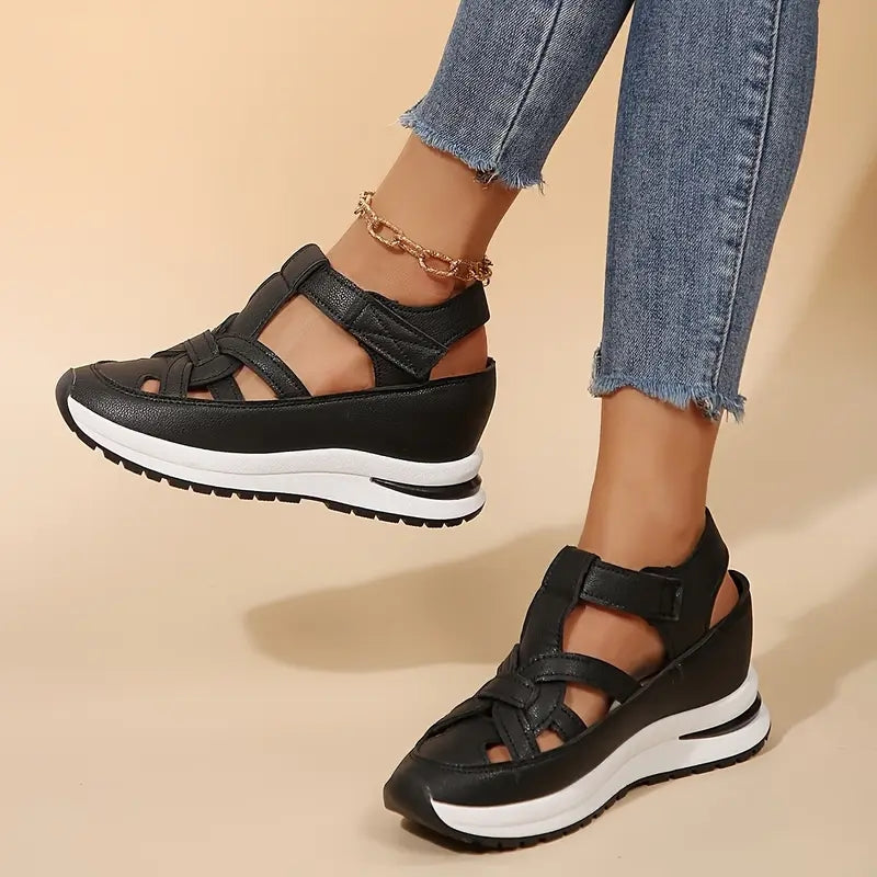 Supportive women's orthopedic sandals for arch support, perfect for casual, everyday walking comfort.