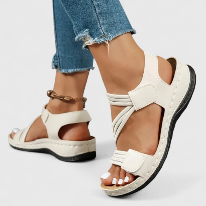 Women's comfortable summer orthopedic sandals with three-arch support for pain relief.