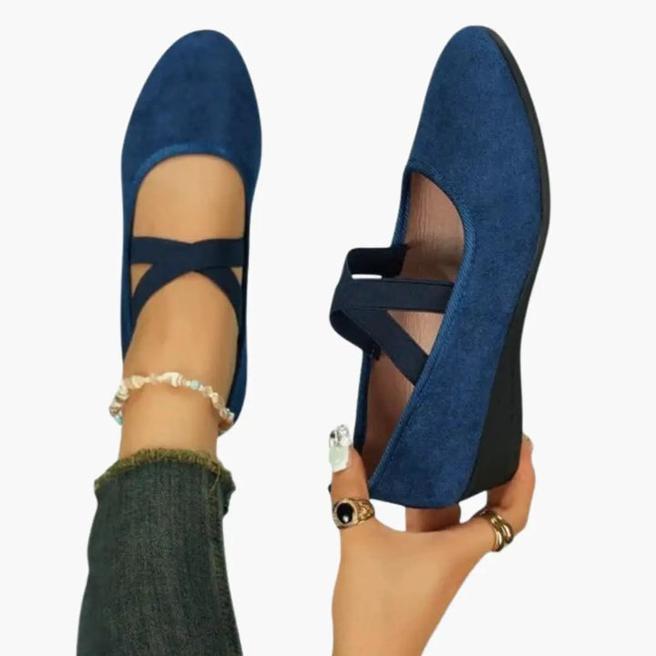 Easy-wear women's orthopedic shoes, slip-on style, deep cushioning for all-day comfort.
