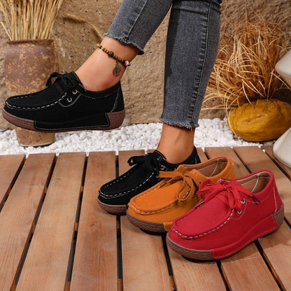 Women's orthopedic slip-on shoes for arch support. Ideal for comfortable, casual walking.