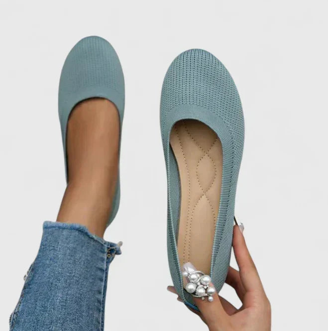 Orthopedic women's slip-on shoes, perfect for foot pain relief & improved posture.