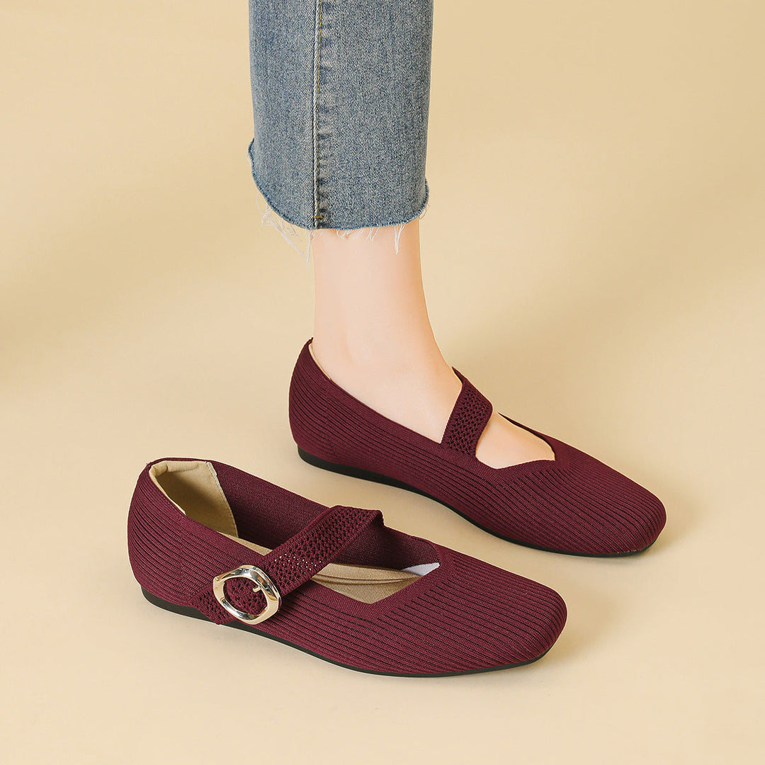 Orthopedic women's flats, square toe Mary Jane design, for ultimate foot support and all-day comfort.