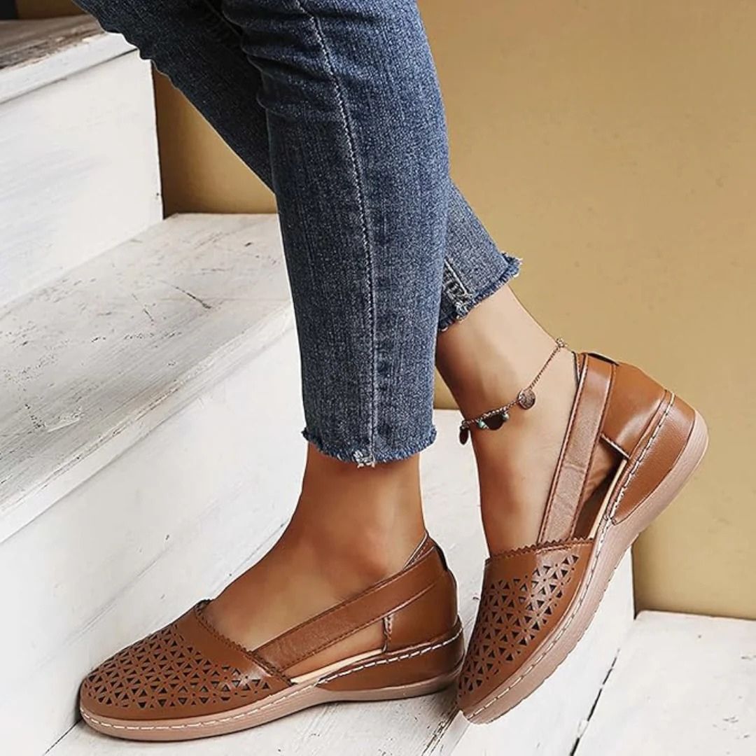 Orthopedic women's summer shoes with supportive sole for all-day comfort, ideal for walking and casual wear.
