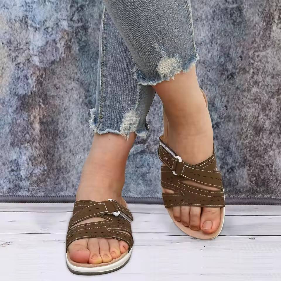 Health-focused women's orthopedic toe sandals, providing excellent support for posture & foot comfort.