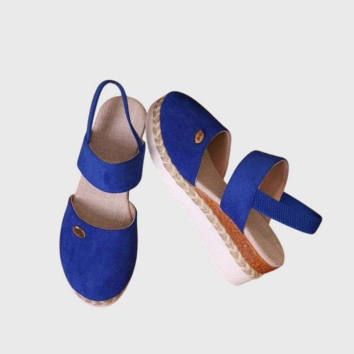 Everyday women's walking sandals, orthopedic cushioning, and arch support for ultimate comfort.