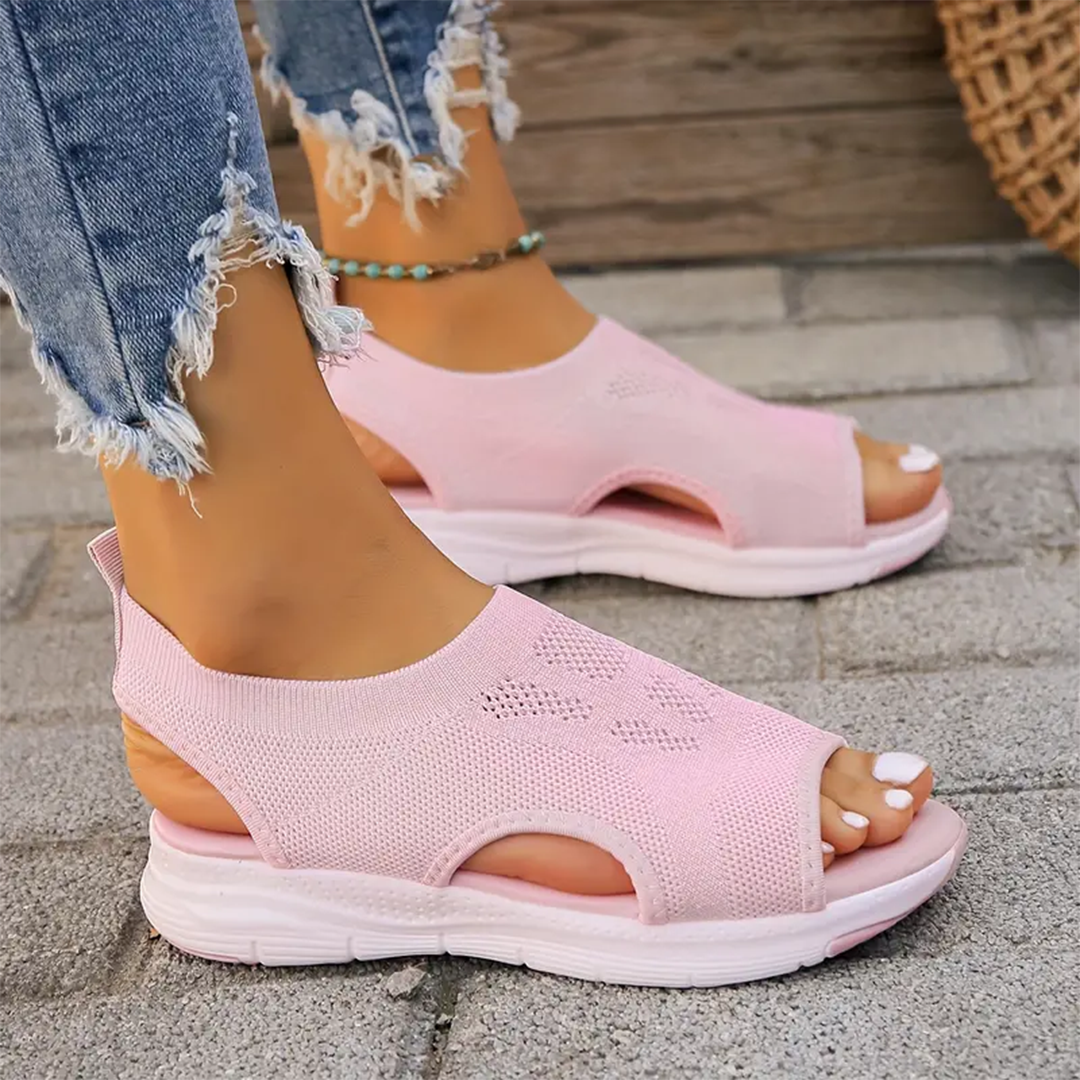 Women's orthopedic summer sandals, lightweight with memory foam & foot support.