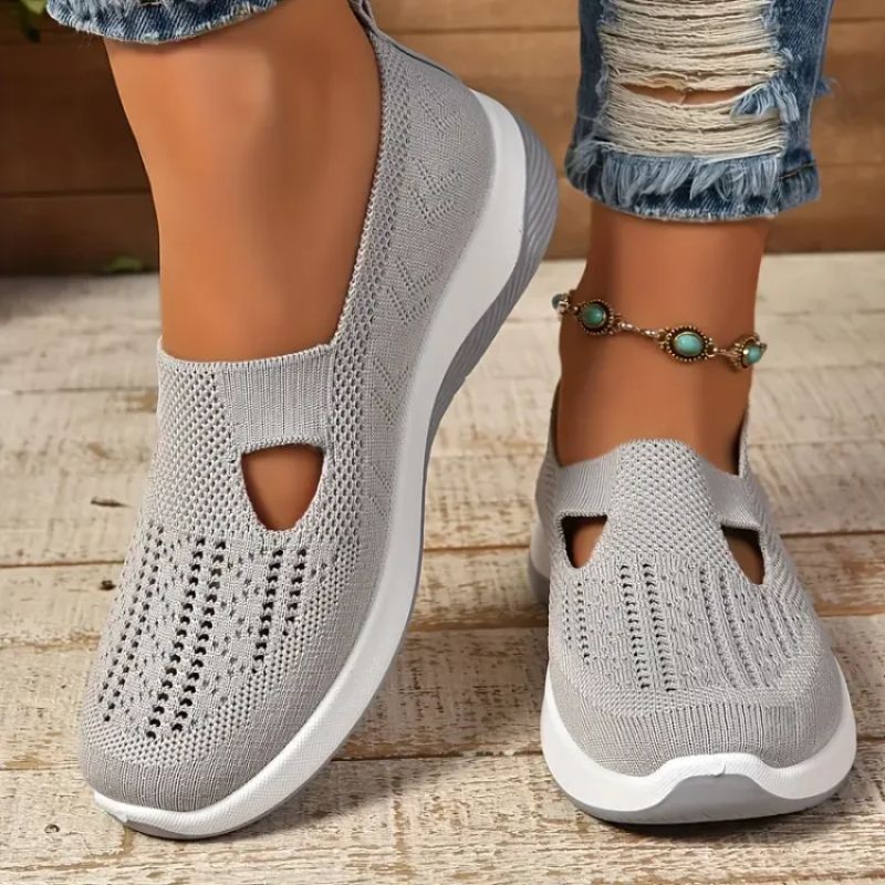 Pain-relieving women's orthopedic walking shoes. All-day comfort & foot support with an ergonomic design.