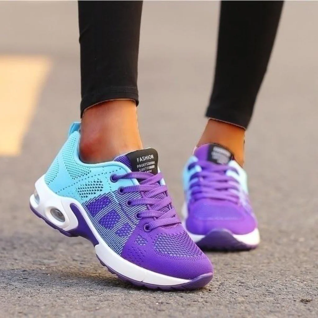 Comfortable women's orthopedic shoes for heel spur & knee pain relief, ideal for walking.