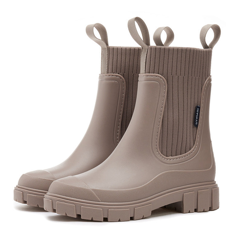 Durable women's waterproof ankle boots, ideal for fall fashion & winter outdoor activities.