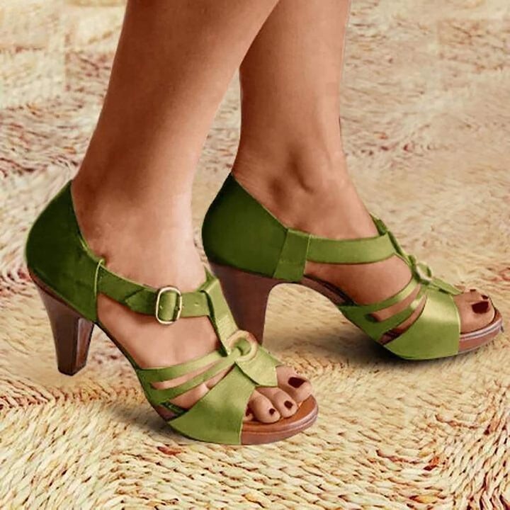 Daily wear women's wedge sandals: comfortable, orthopedic, with excellent arch support.