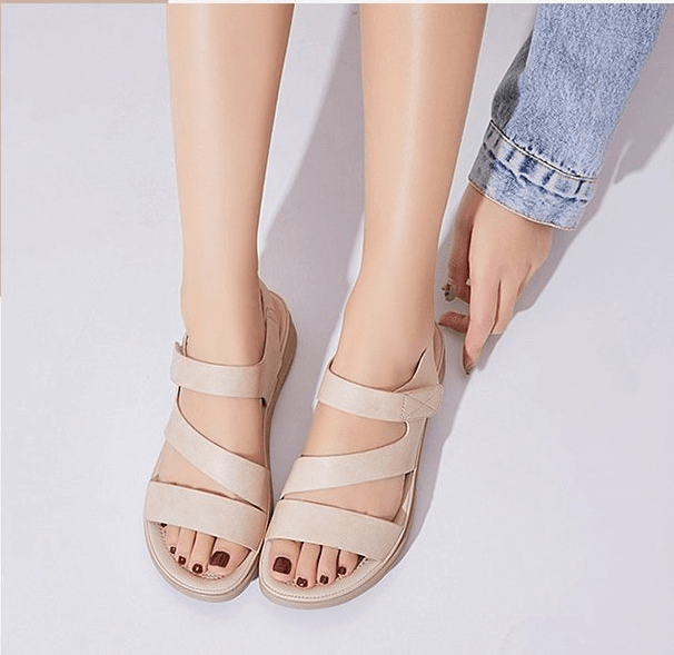 Everyday fashion: women's casual wedge sandals with comfortable orthopedic arch support.