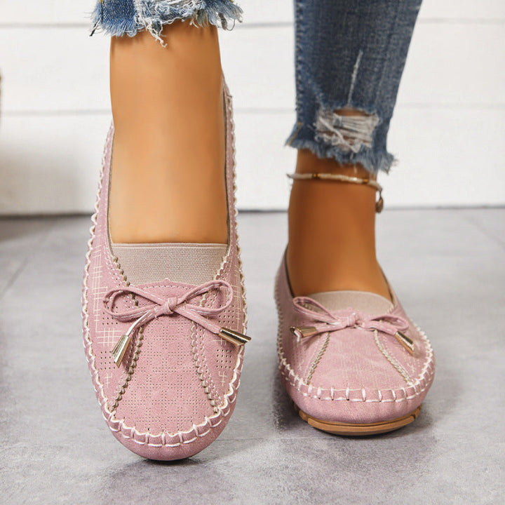 Cushioned orthopedic wide fit loafers for women, offering all-day support & comfort.