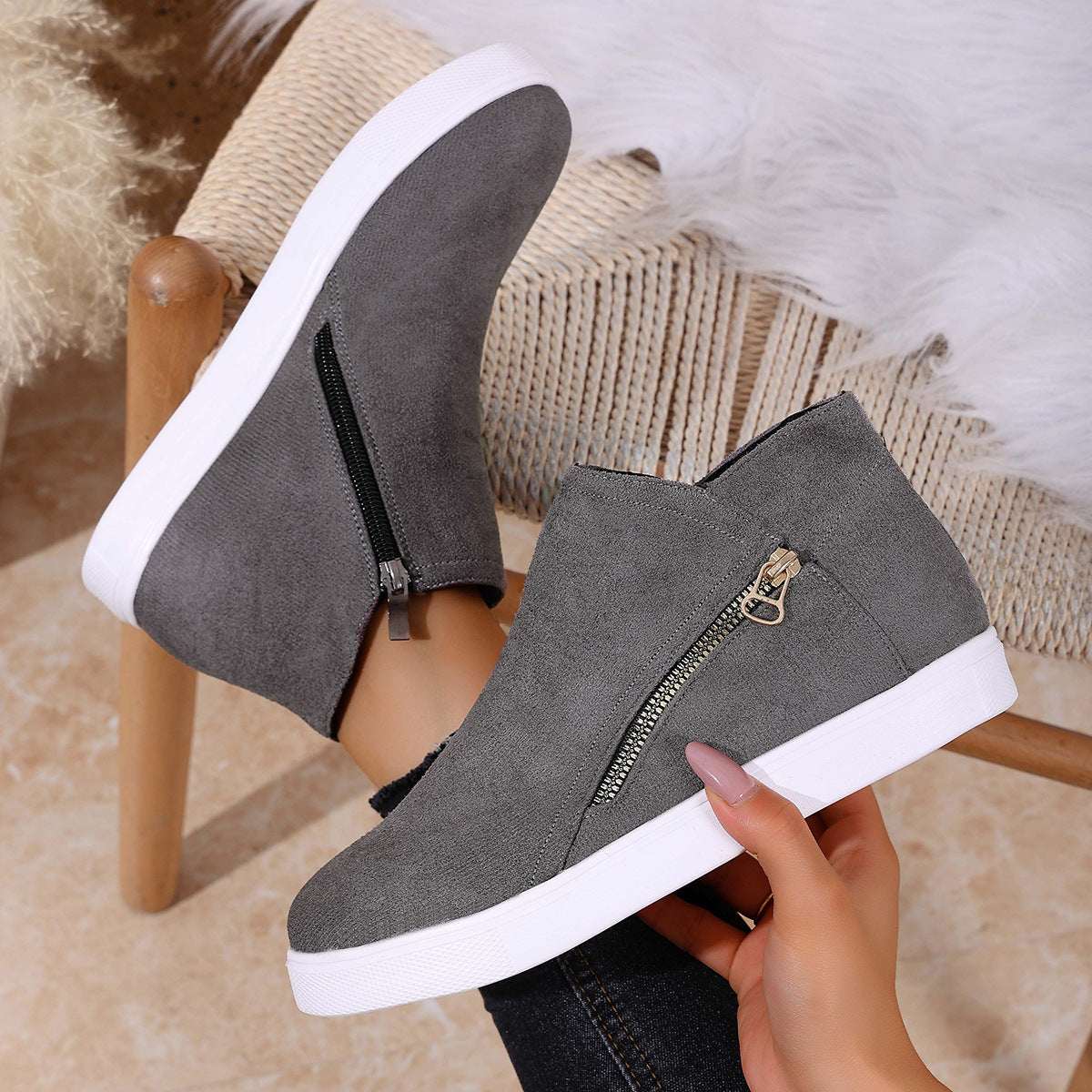 Versatile women's fashion sneakers with zip closure, perfect for walking & casual everyday style.