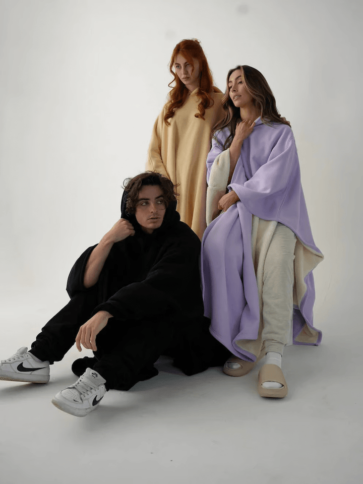 Oversized women's calming hoodie, a cozy sweatshirt for ultimate relaxation.