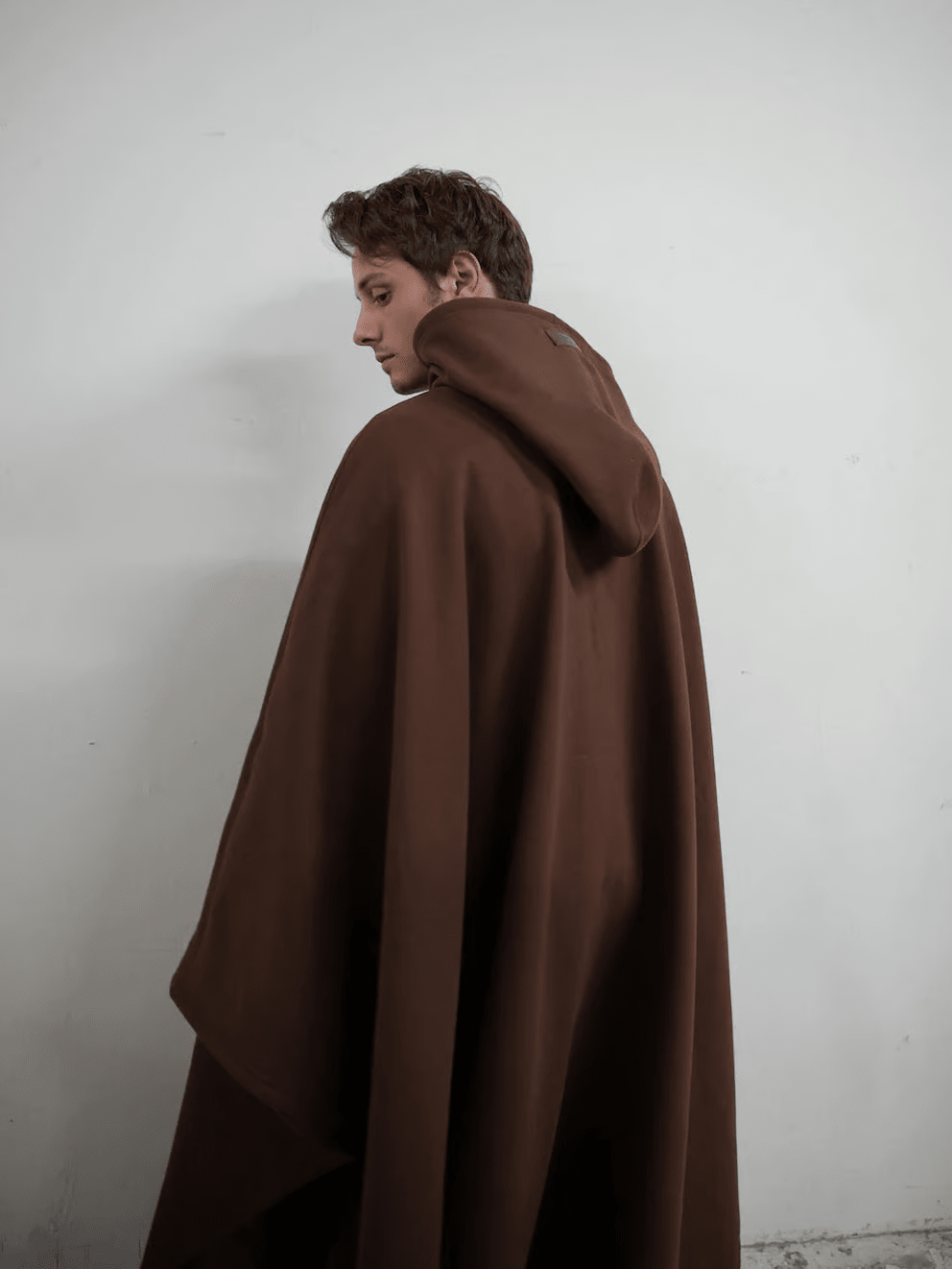Soft women's oversized hoodie, perfect for winter comfort & casual wear.