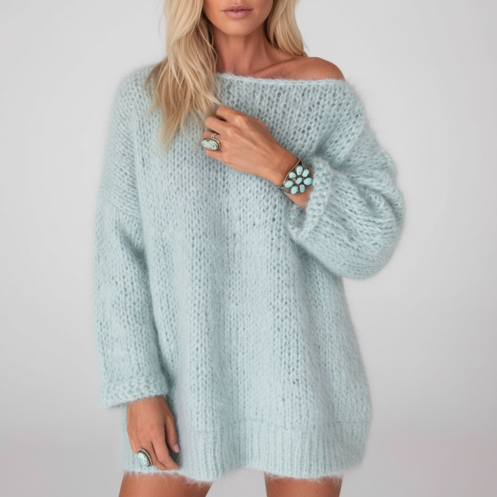 Women's oversized casual knit sweater, comfortable long sleeve relaxed fit jumper.