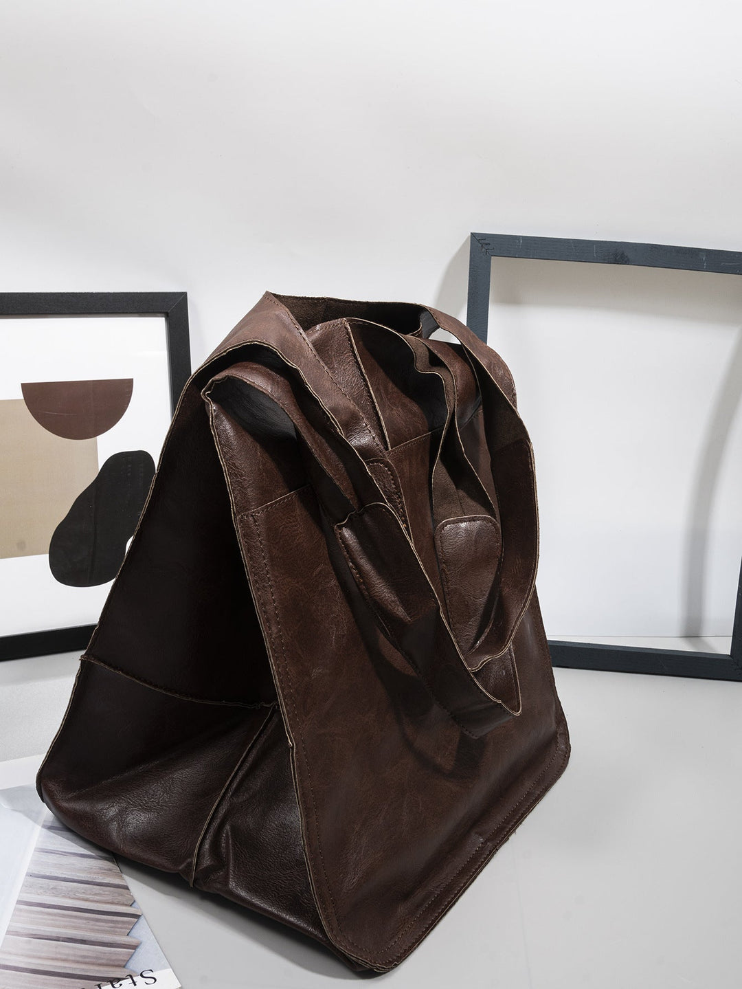 Spacious oversized women's travel bag, a durable shoulder tote perfect for carrying daily essentials & more.