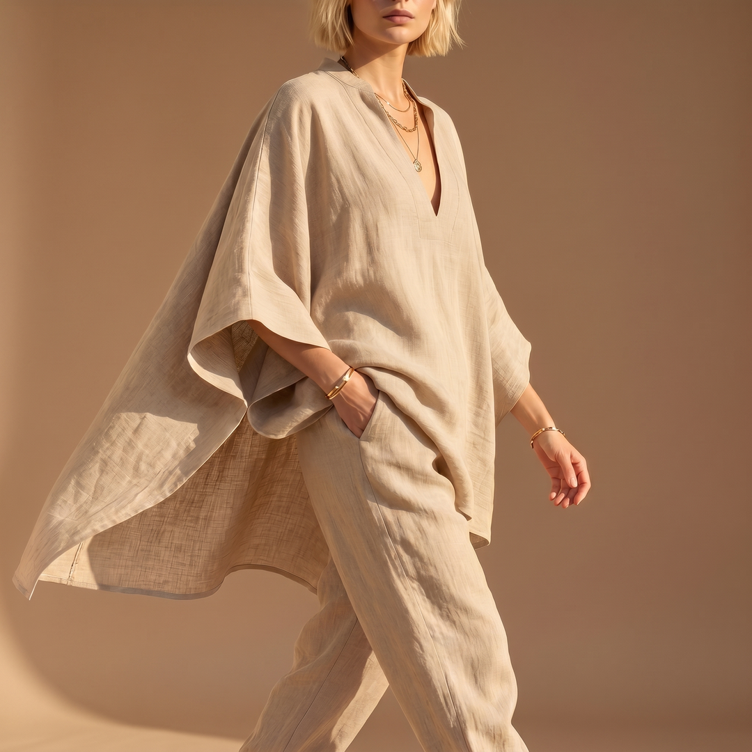 Comfortable women's oversized tunic in a breathable linen blend, ideal for relaxed summer fashion.
