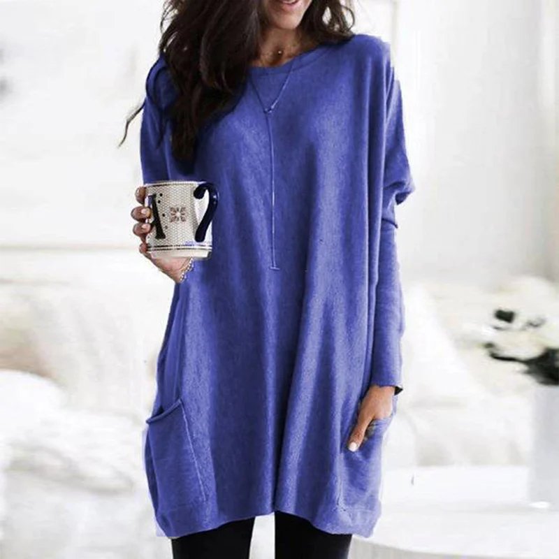Everyday women's long sleeve tunic top, oversized & comfy with useful pockets, ideal for casual outfits.
