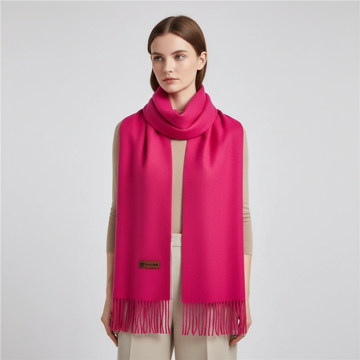 Fall-winter women's oversized scarf, soft & warm, perfect for cozy fashion & elegant cold weather looks.