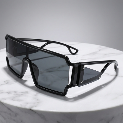 Women's stylish oversized square sunglasses, UV400 protected gradient lenses, ideal for fashion-forward outdoor wear.