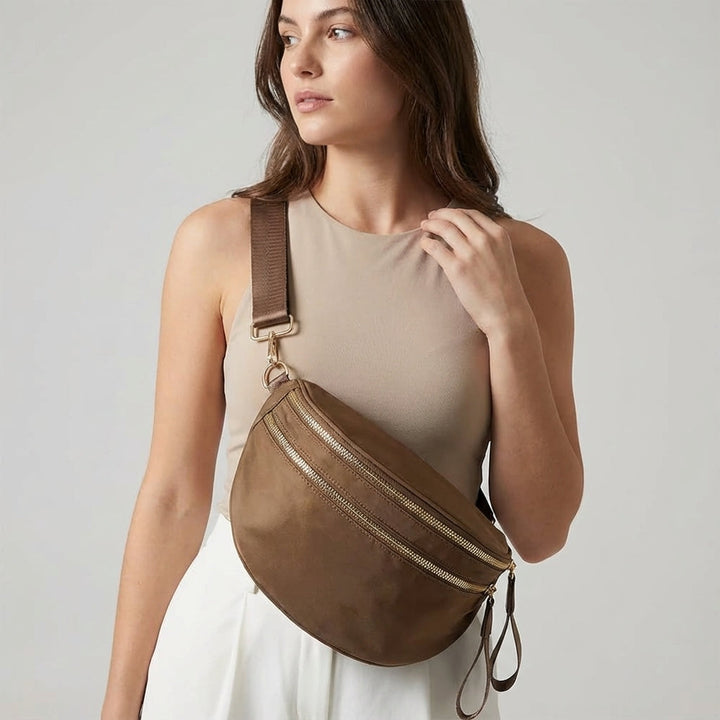 Classic Oxford fabric women's plaid crossbody bag with adjustable strap for versatile wear.