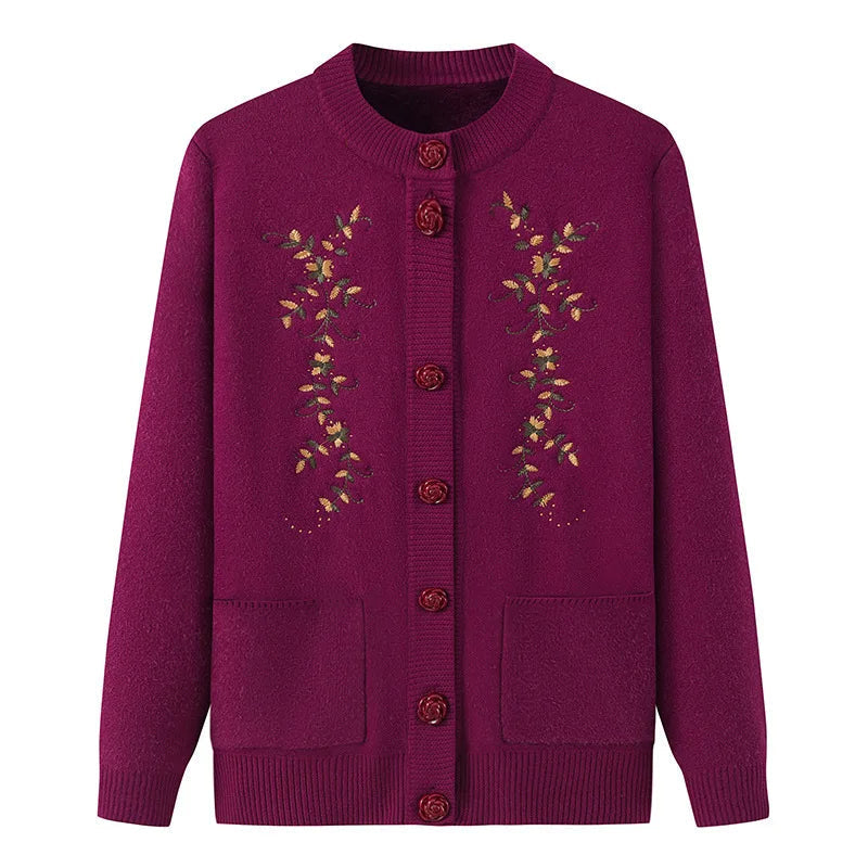 Vintage style women's plus size knit top, elegant and cozy for cool autumn days.