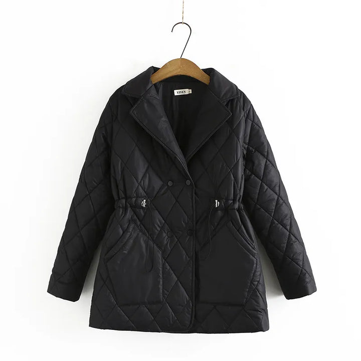 Warm plus size women's coat, elegant fall leaf pattern. Ideal for seasonal style.