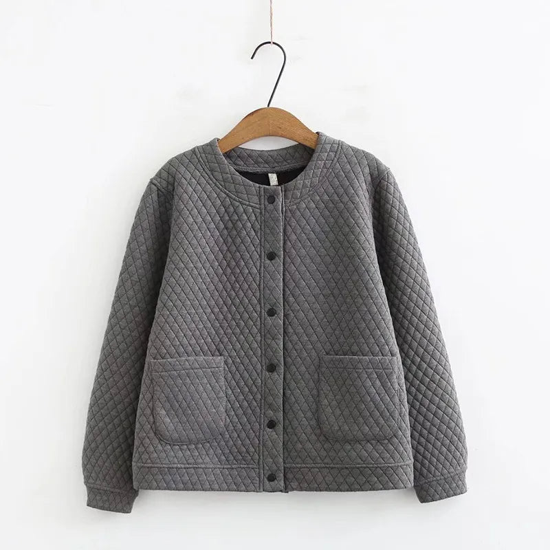 Comfortable long sleeve plus-size plaid cardigan, perfect for women's versatile layering.