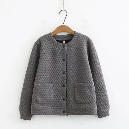 Comfortable long sleeve plus-size plaid cardigan, perfect for women's versatile layering.