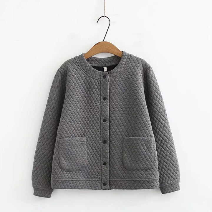 Comfortable long sleeve plus-size plaid cardigan, perfect for women's versatile layering.