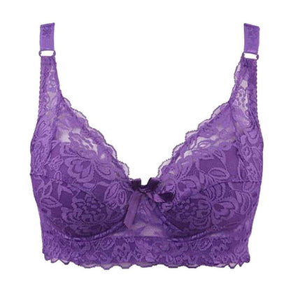 Elegant women's plus-size wire-free bra. Padded, full coverage design for comfort & style. Perfect lingerie.