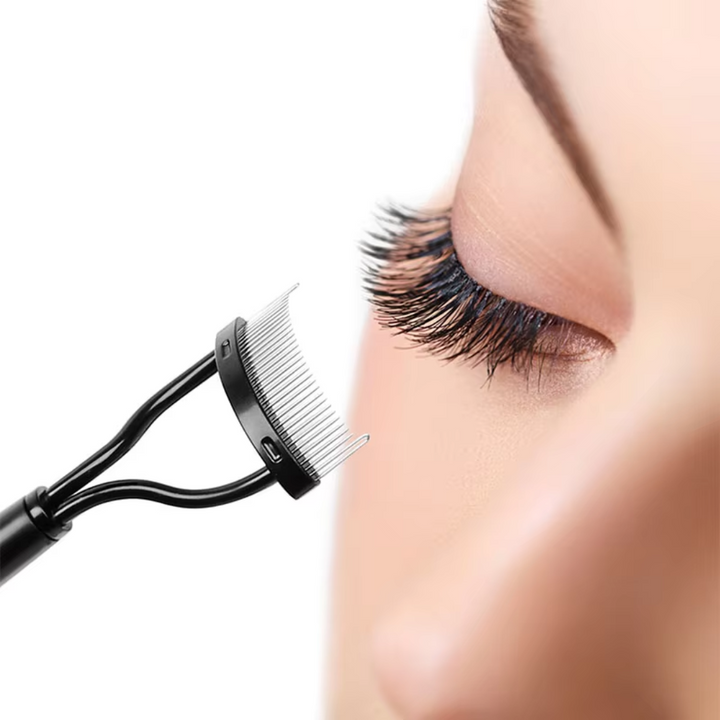 Women's precision eyelash comb & separator for defined, clump-free lashes.