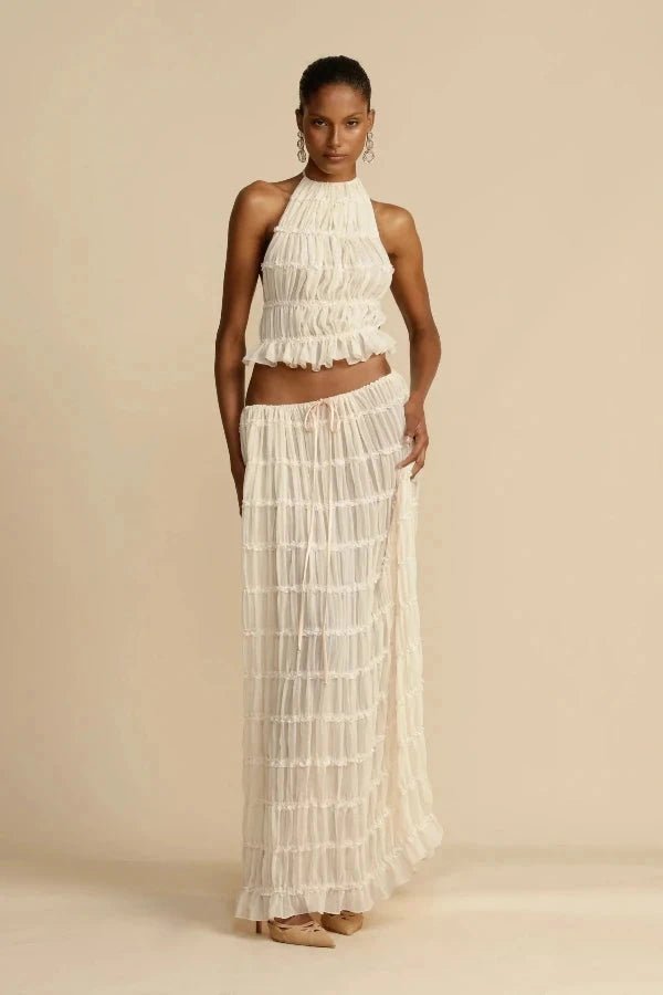 Women's printed lounge two-piece set for ultimate comfort and relaxation. Perfect casual fashion.