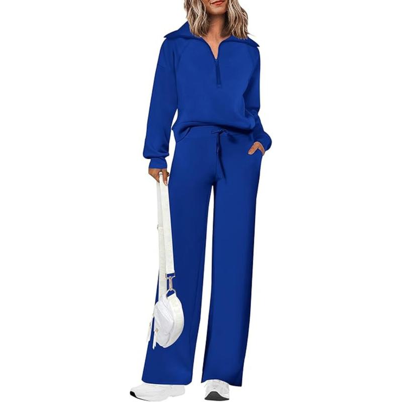 Women's refined half-zip two-piece set with wide-leg pants. Comfortable and chic matching lounge wear.