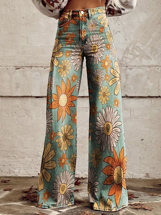 Stylish women's baggy jeans with a modern, loose silhouette.