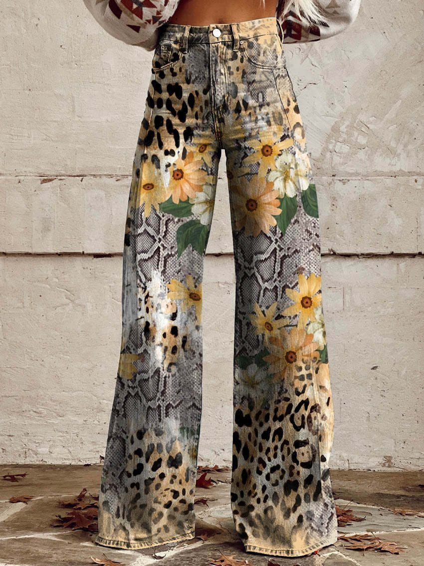 Women's fashion baggy jeans, an essential for a trendy, casual wardrobe.