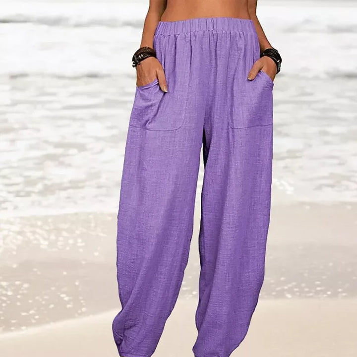 Stylish wide-leg women's pants, bohemian harem style for relaxed fit summer fashion & beachwear.