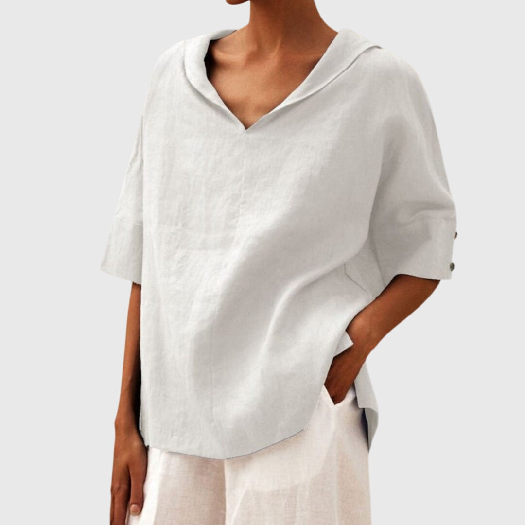Chic women's loose fit blouse, ideal for effortless everyday fashion & comfortable spring wear.