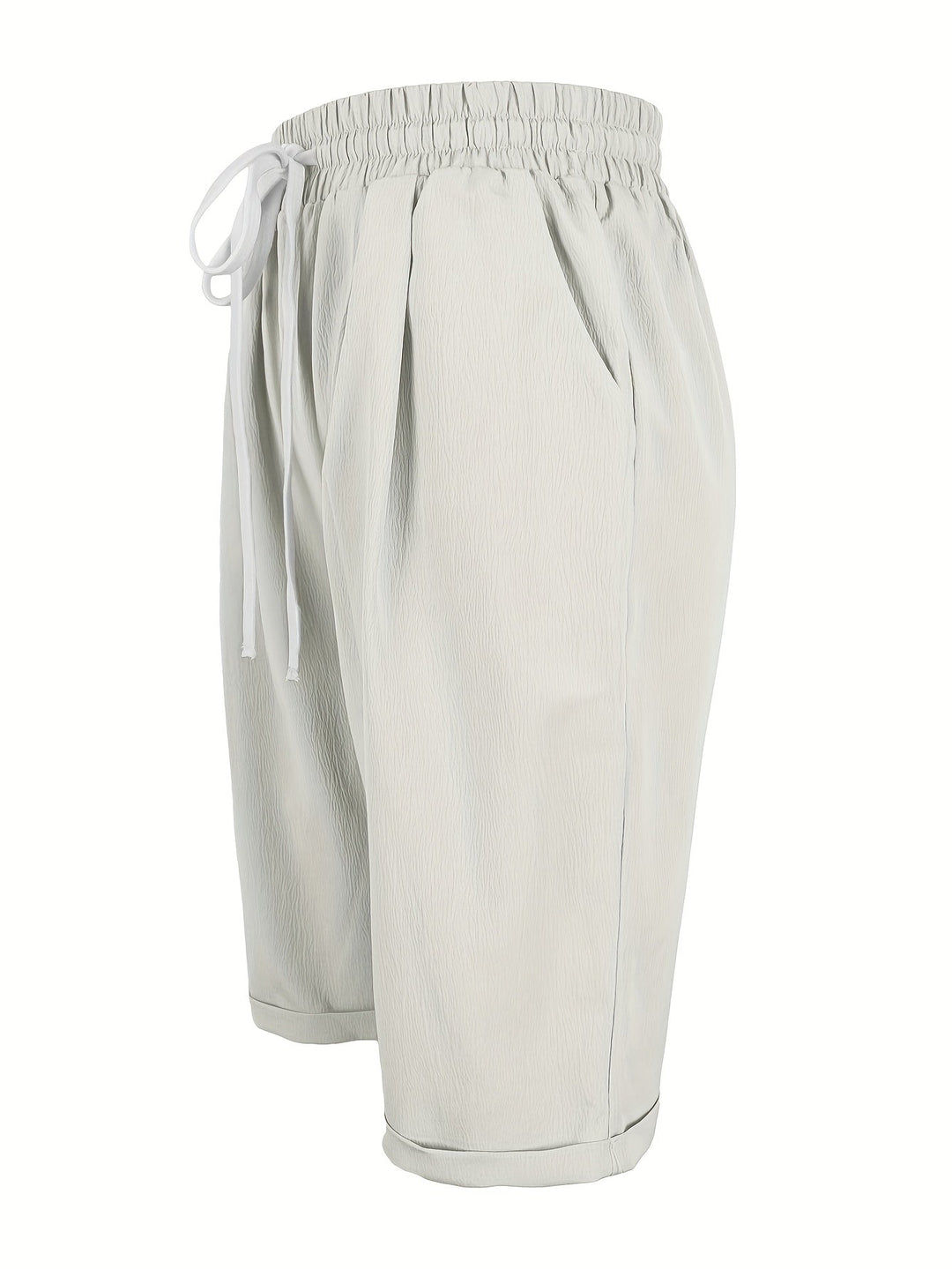 Everyday women's mid-calf capri trousers, relaxed fit, elastic waist for casual comfort.