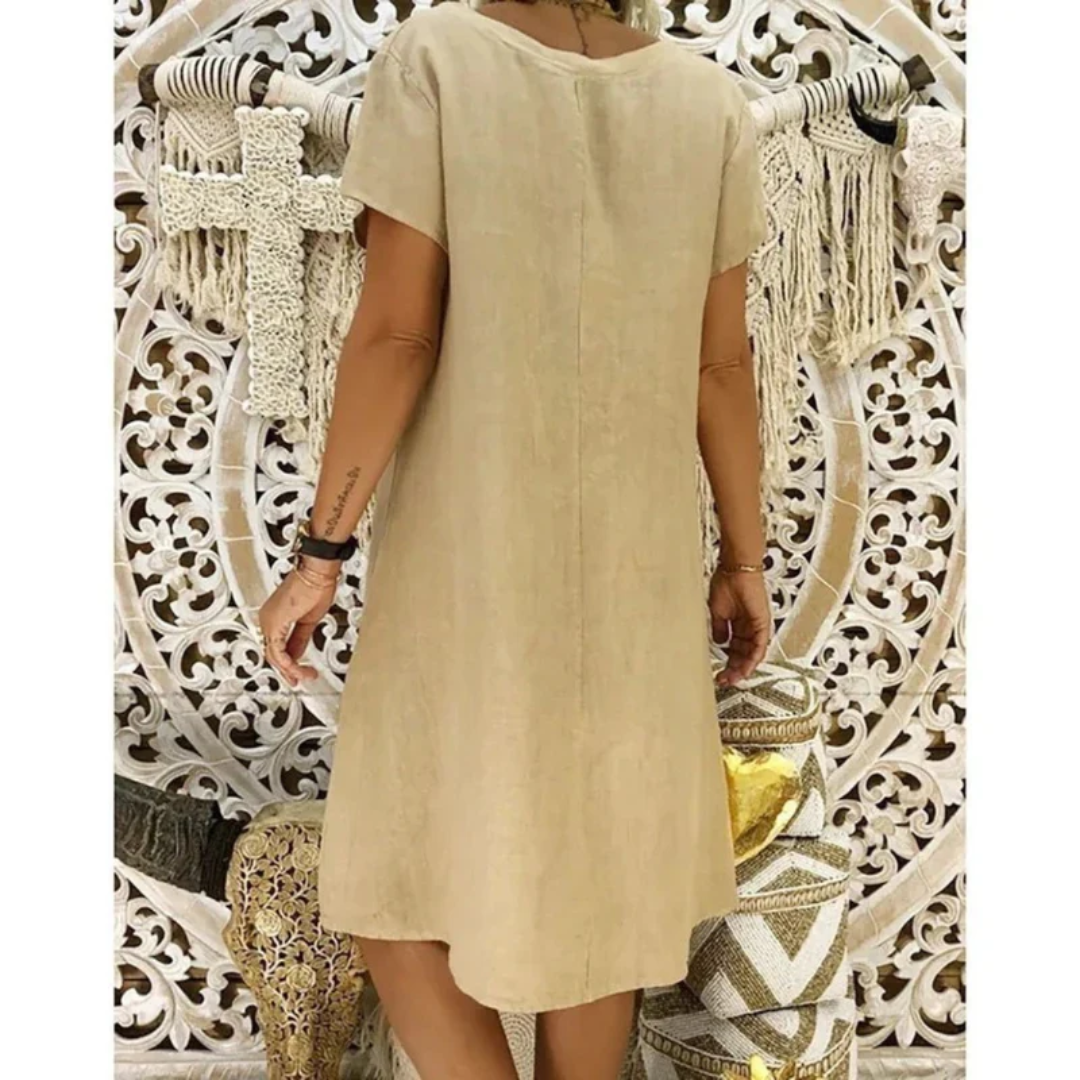 Women's comfortable relaxed fit casual summer dress. Perfect for everyday warm weather fashion, including plus sizes.